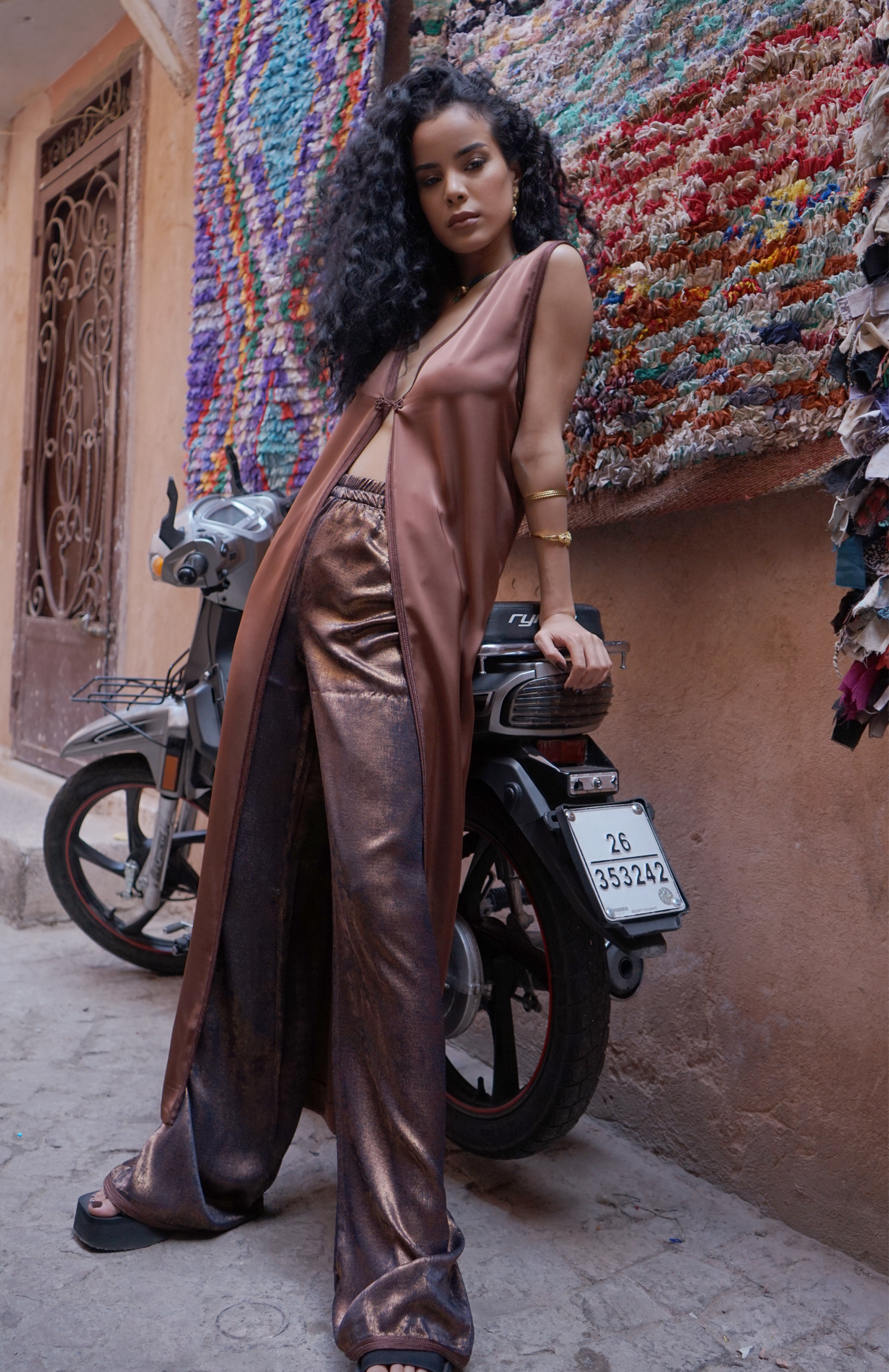 RAHA KAFTAN SET
